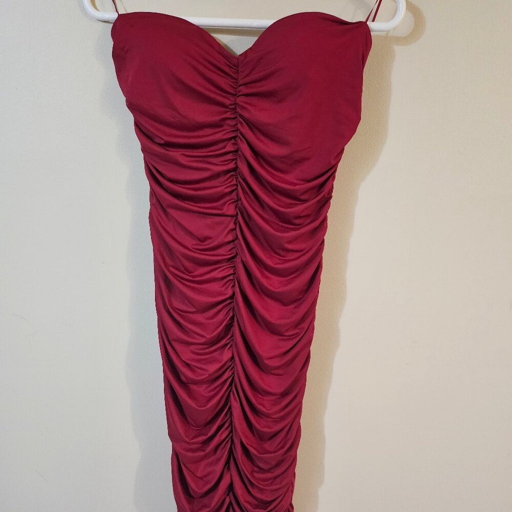 Cefian Strapless Ruched Midi Dress